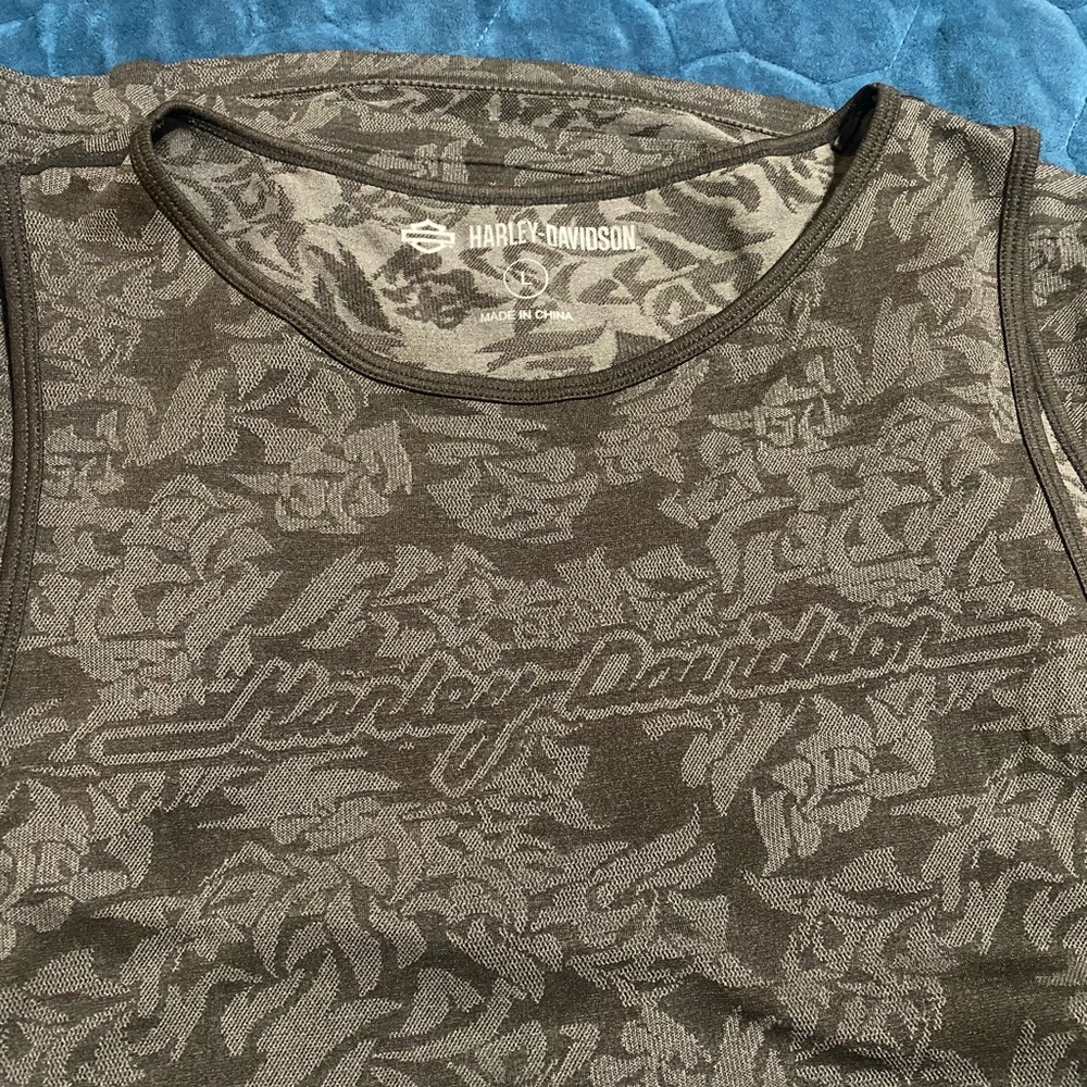 Harley Davidson ladies large sleeveless top.